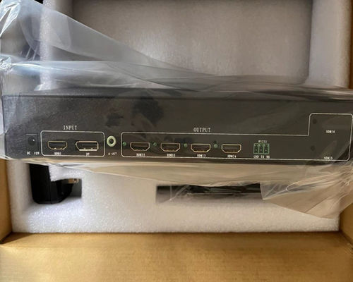كابل الألياف الضوئية الألترا HD 4K HDMI طوله 100 متر ، مستقرة وخالية من التداخل